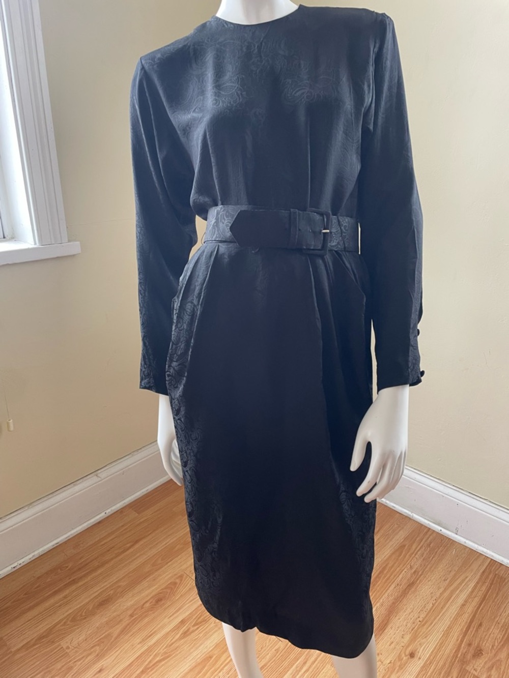 vintage 1980s Liz Claiborne black silk jacquard long-sleeve dress 100% silk